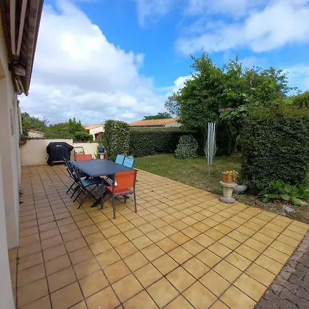 - Maison De Plain-pied Avec Jardin Clos - Quartier Residentiel * Руайян