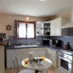 - Maison De Plain-pied Avec Jardin Clos - Quartier Residentiel *