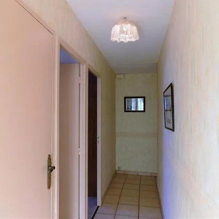- Maison De Plain-pied Avec Jardin Clos - Quartier Residentiel